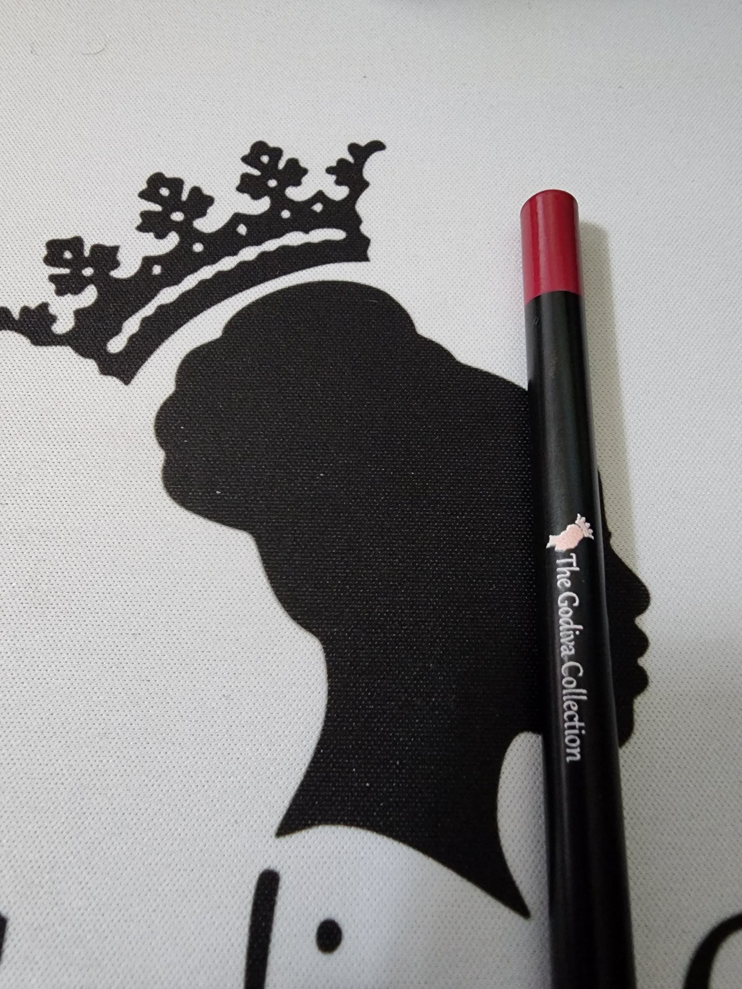 Lip liner
