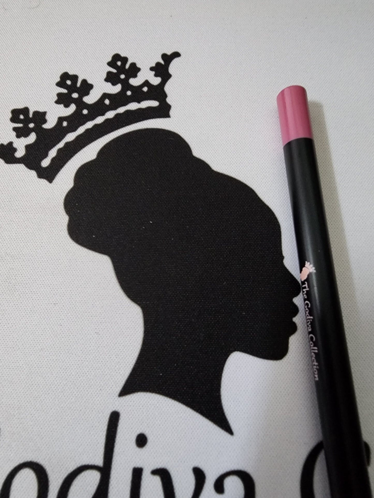 Lip liner