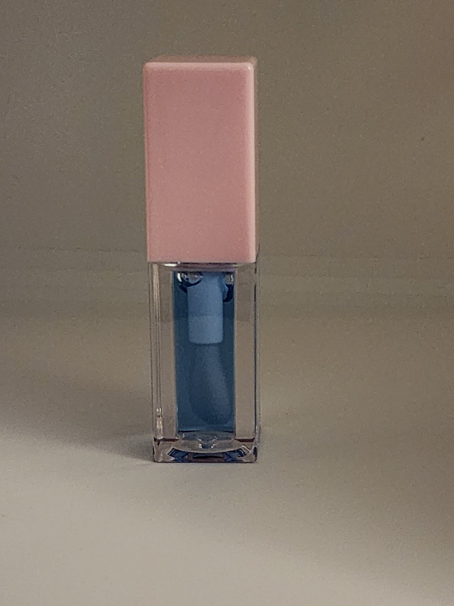 Lip oil