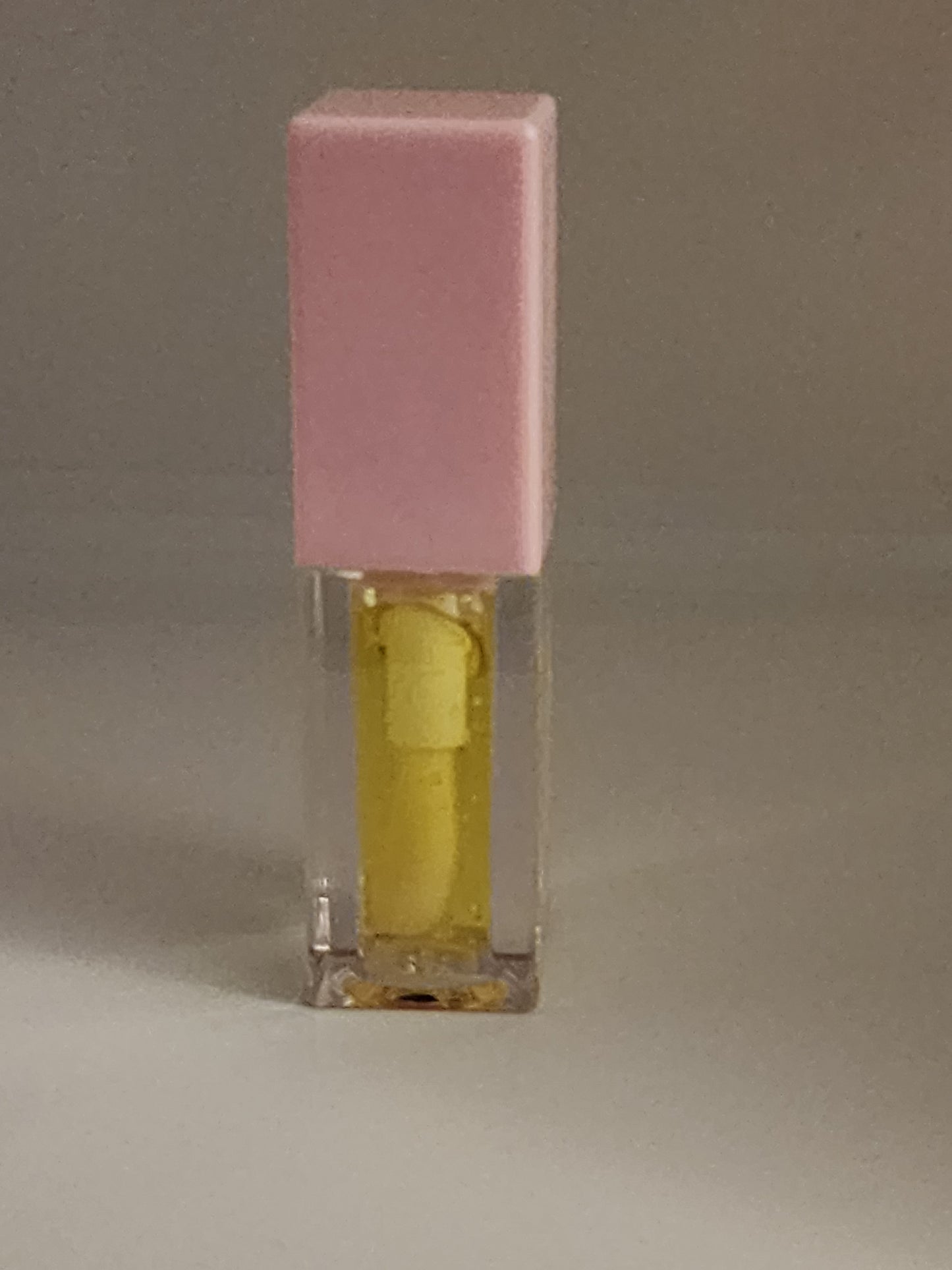 Lip oil