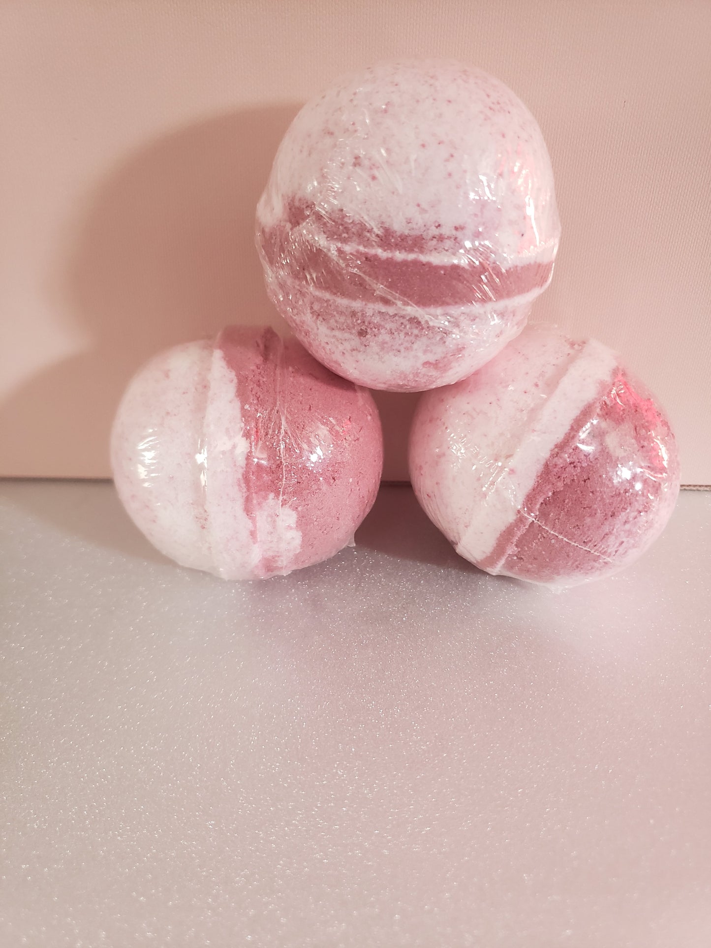 Strawberry Milkshake bath bomb